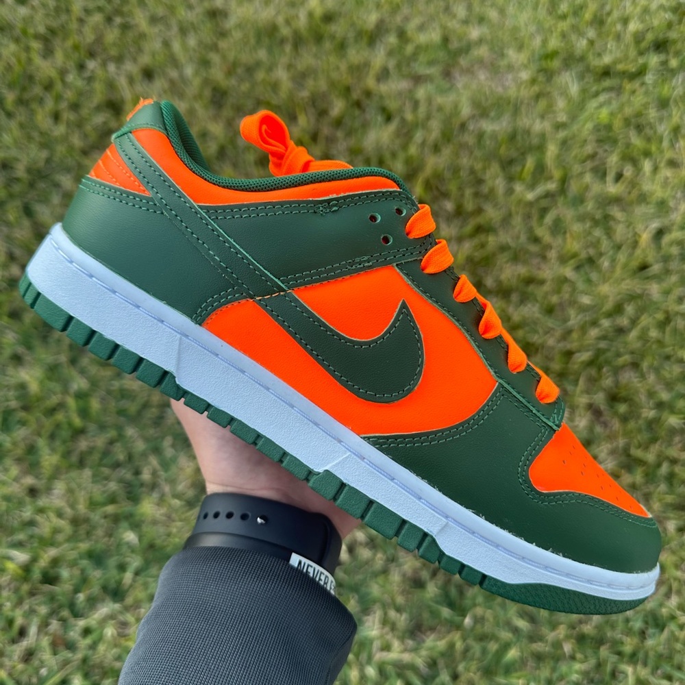 Nike Dunk Low “Miami Hurricanes”🙌